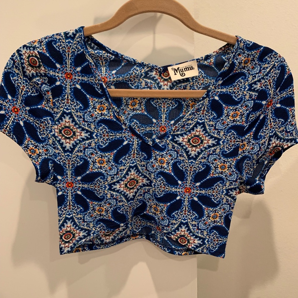 Cropped shirt